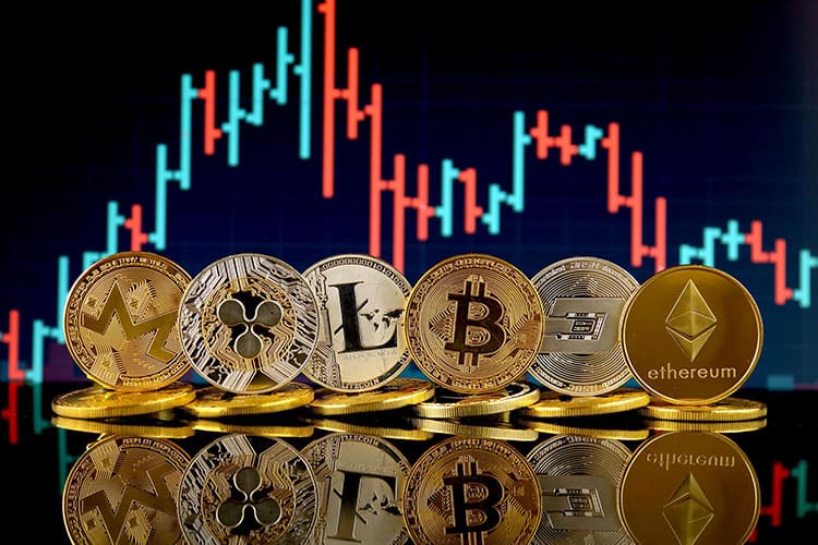 Bitcoin and Ethereum remain in a bearish trend: 3 ways to earn on the fall