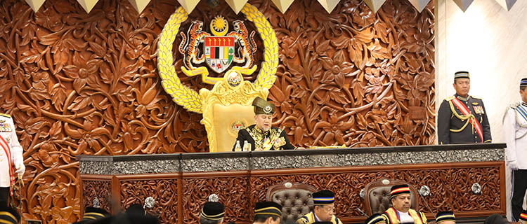 The victory of Islamic Party in Malaysia lowers prices for alcohol and gambling stocks