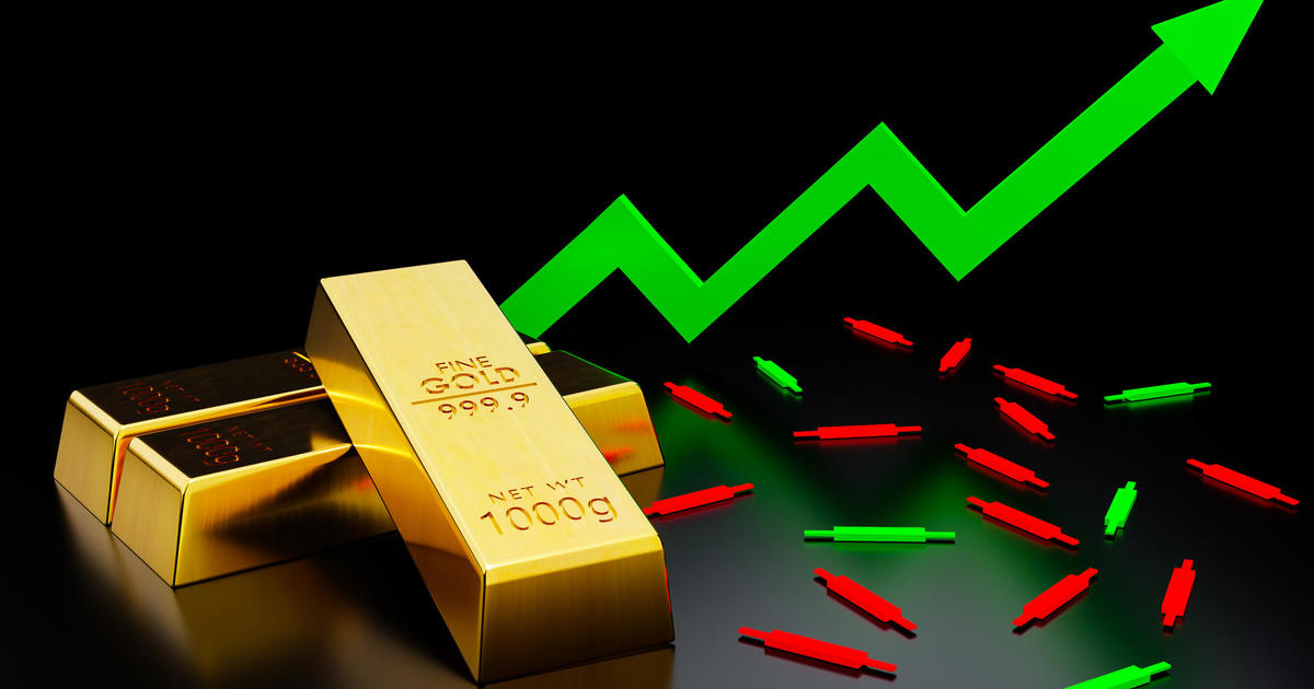 Gold climbs amid Korea and France turmoil, safe-haven demand up