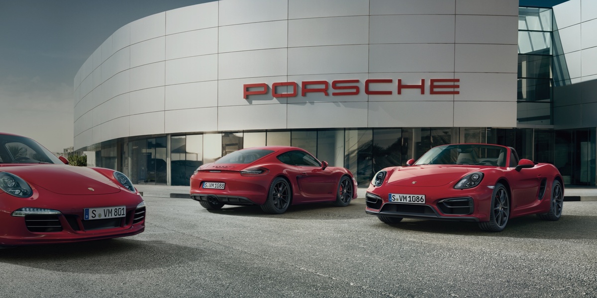 Porsche battles profit drop, keeps dividend steady amid cost cuts