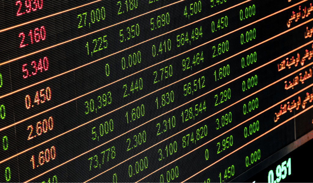 Asian markets mixed as political uncertainty in Japan weighs on stocks; US indexes reach new highs