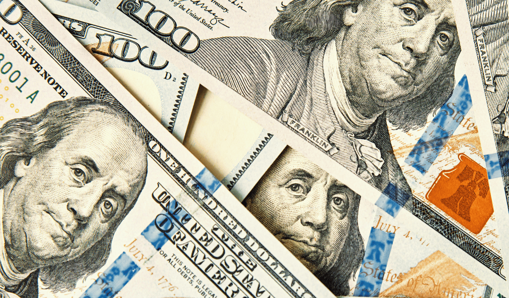 Dollar steadies as markets await Fed and BOJ policy signals