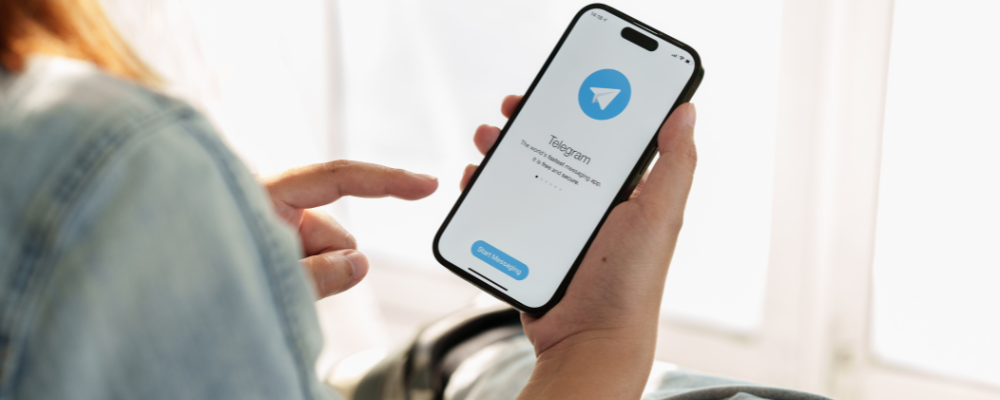 Pocket Option: the Telegram bot