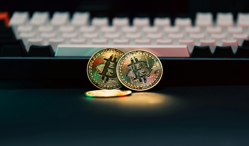Bitcoin price drops below $92K