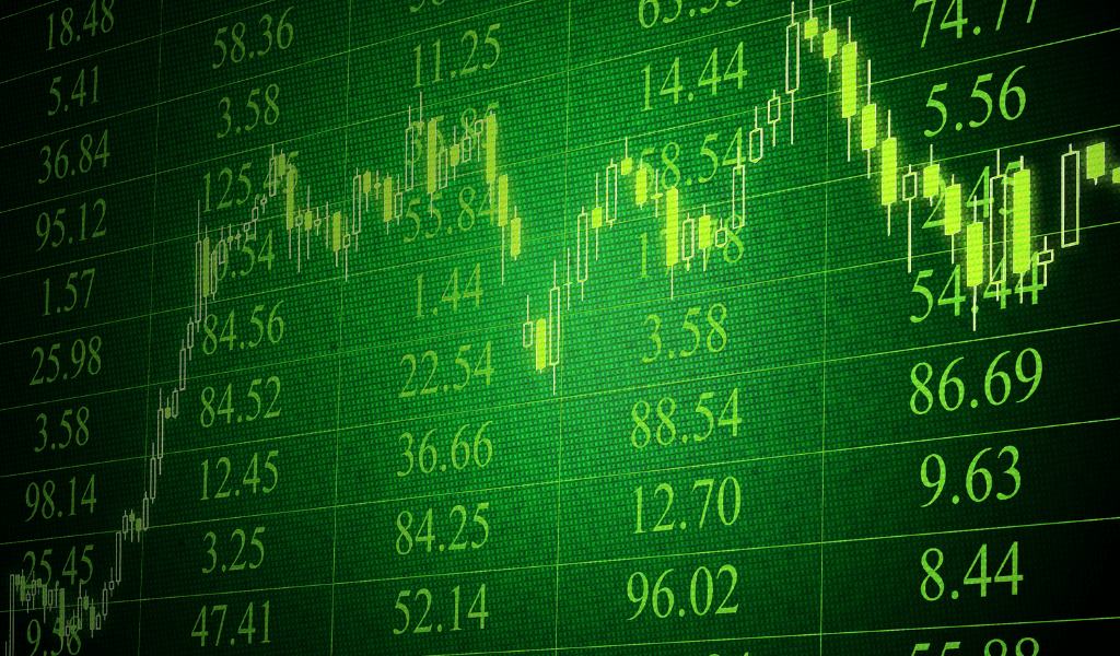 Oil Jumps, Stocks Slip as Trump Turns Up Heat on Iran